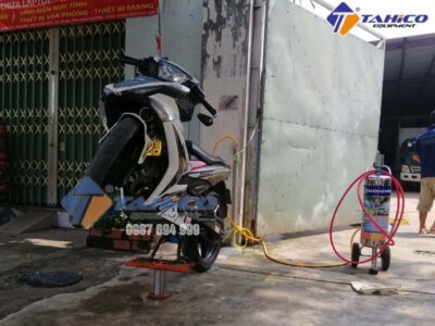 Bình phun bọt tuyết 20 lít cho tiệm rửa xe Honda SIÊU CHẤT