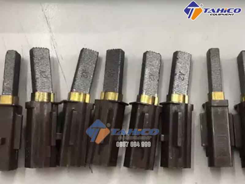 Bạn có đang hiểu đúng về chổi than máy hút bụi công nghiệp?