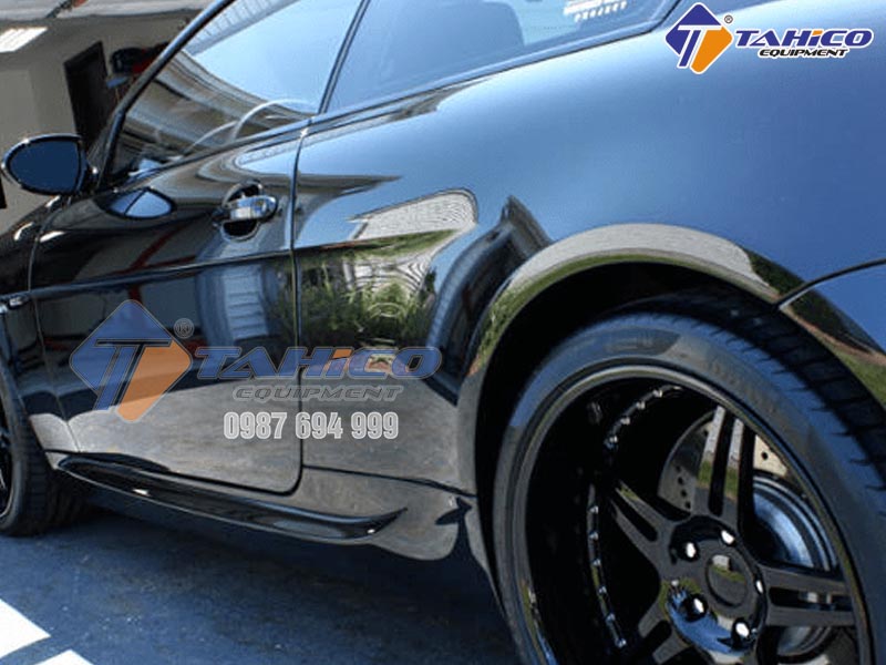 Kinh nghiệm dưỡng bóng vỏ lốp xe bền đẹp đơn giản