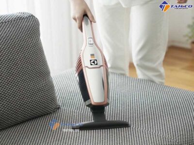 Bỏ túi kinh nghiệm quan trọng mua máy hút bụi ô tô cầm tay