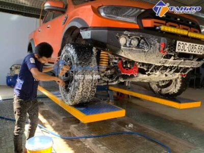Mua cầu nâng một trụ rửa xe ô tô ở đâu UY TÍN – GIÁ TỐT