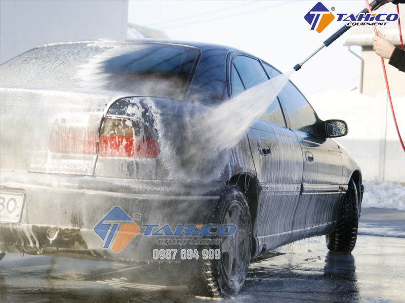 Máy Rửa Xe Cao Áp Loại Nào Tốt? Top 3 Gợi Ý | TAHICO