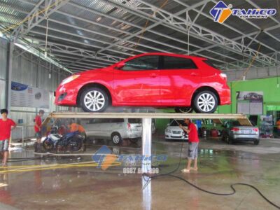 Cầu Nâng 1 Trụ Hay Bệ Bê Tông Rửa Xe: So Sánh Chi Phí, Độ Bền Và An Toàn