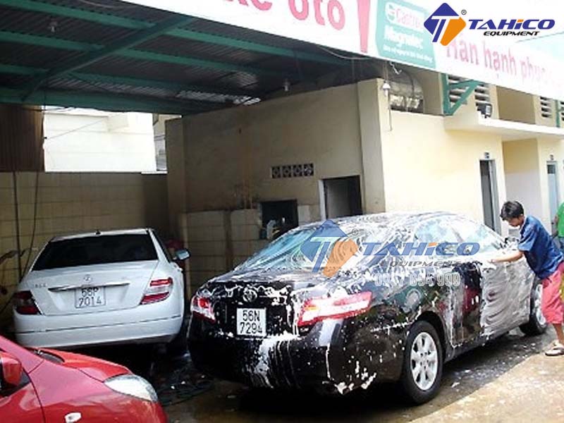 Có nên mở tiệm rửa xe ô tô không ? Giải đáp từ chuyên gia kinh tế