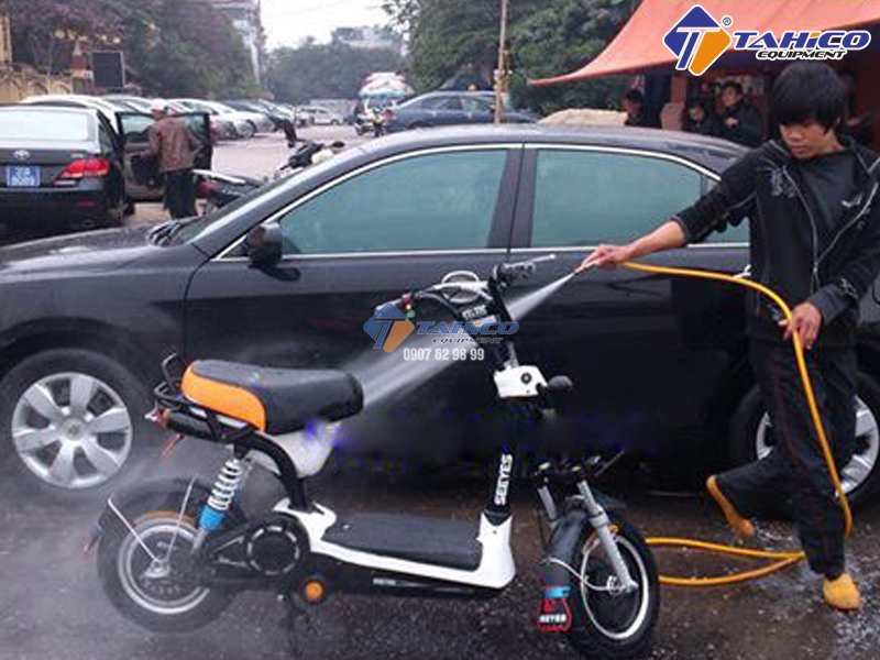 Cách Rửa Xe Đạp Điện Đúng Cách: 6 Bước An Toàn, Không Lo Chập Điện