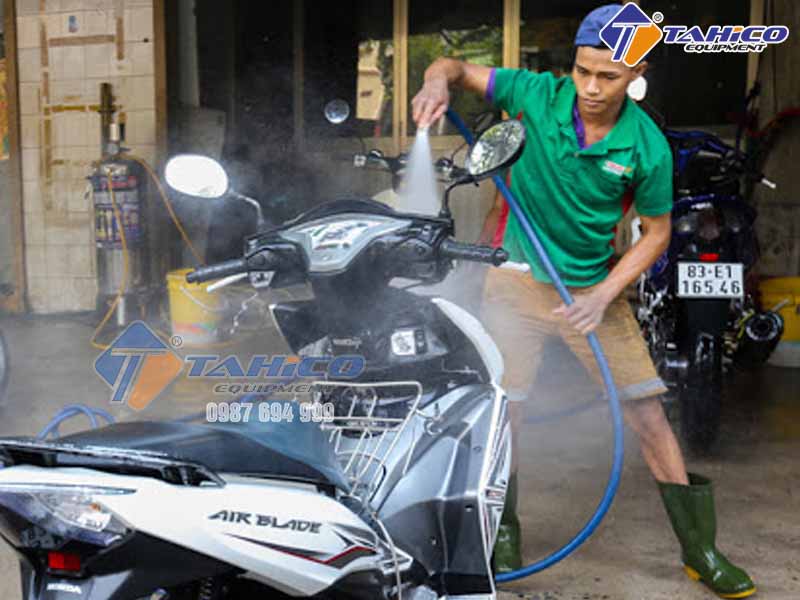 Rửa xe ăn chia- Cách tính lương liệu có phù hợp?