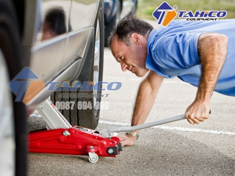 [Chi tiết] 9 bước sử dụng con đội xe ô tô an toàn hiệu quả