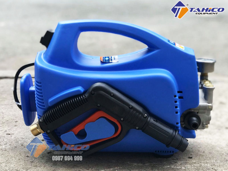 Máy rửa xe mini Nhật Bản thiết bị gia đình thịnh hành TOP 1