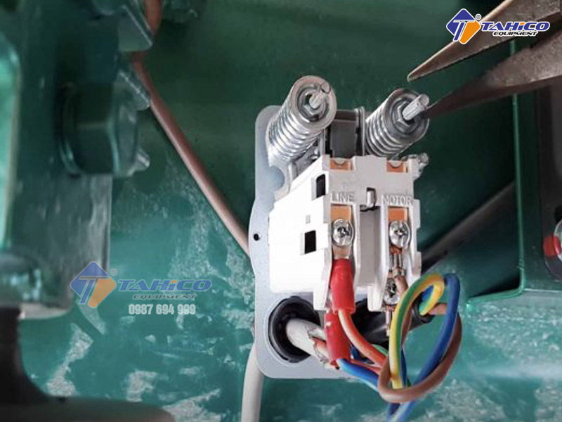 Cách hiệu chỉnh relay áp suất của máy nén khí chi tiết