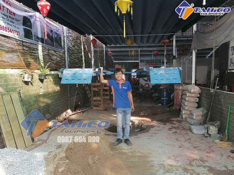 Nên lắp cầu nâng 1 trụ rửa xe âm nền hay lắp nổi