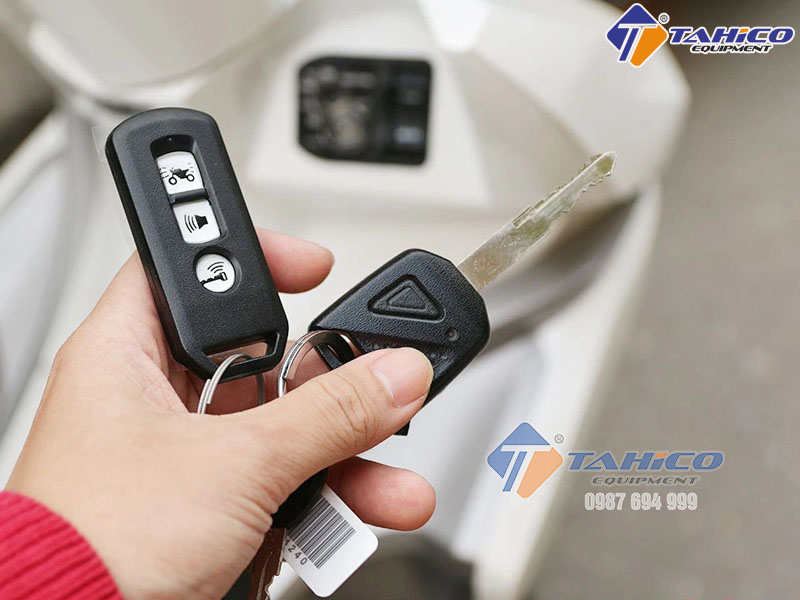 Top 7 Khóa Chống Trộm Xe Máy Tốt 2026: Giá, Tính Năng