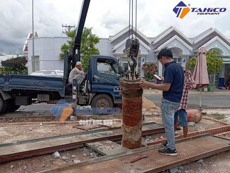 Chuyên thu mua cầu nâng 1 trụ cũ thanh lý giá cao