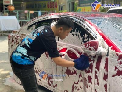 Học nghề rửa xe ô tô – Một hướng đi mới cho các bạn trẻ đam mê