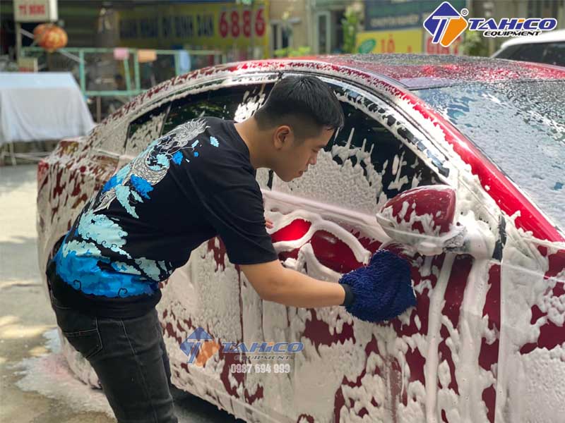 Học nghề rửa xe ô tô – Một hướng đi mới cho các bạn trẻ đam mê