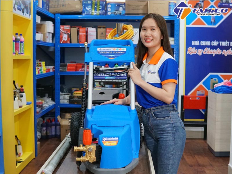 Máy Rửa Xe 2.2kW: Top Model Tốt Được Ưa Chuộng 2026