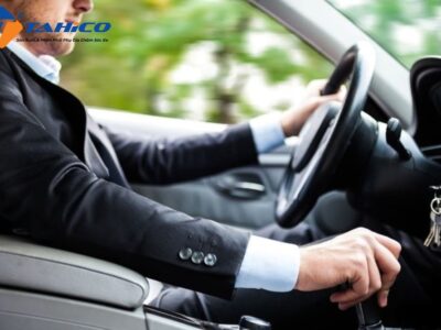 Cách Khởi Động Xe Ô Tô Đúng Cách: Số Sàn, Số Tự Động, Nút Bấm Không Bị Giật