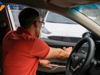 Cách Mở Cửa Xe Ô Tô | Từ Phía Bên Trong Và Bên Ngoài