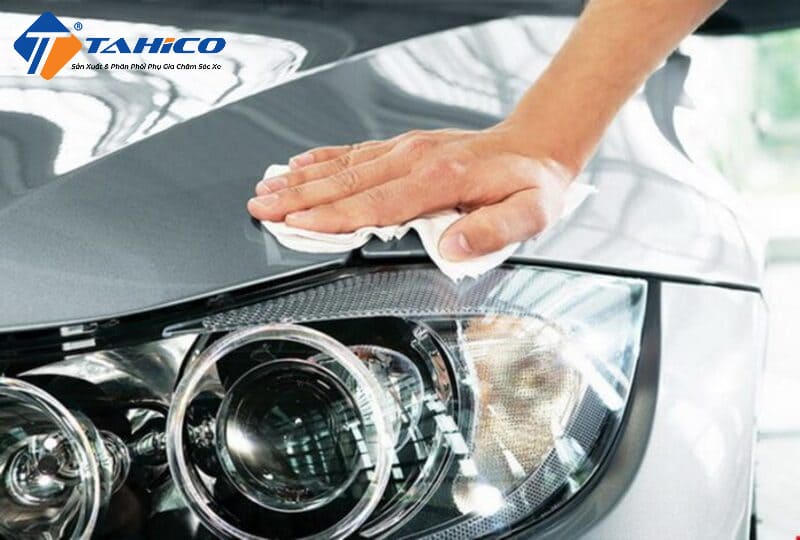 Có Nên Dùng Cana Đánh Bóng Đèn Pha? Liệu Có Rủi Ro