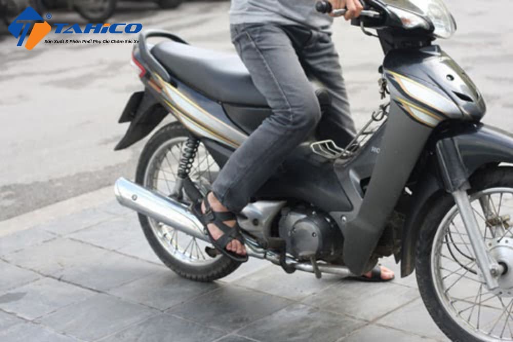 Cách Đạp Xe Máy Nổ Dễ Dàng Cho Người Mới