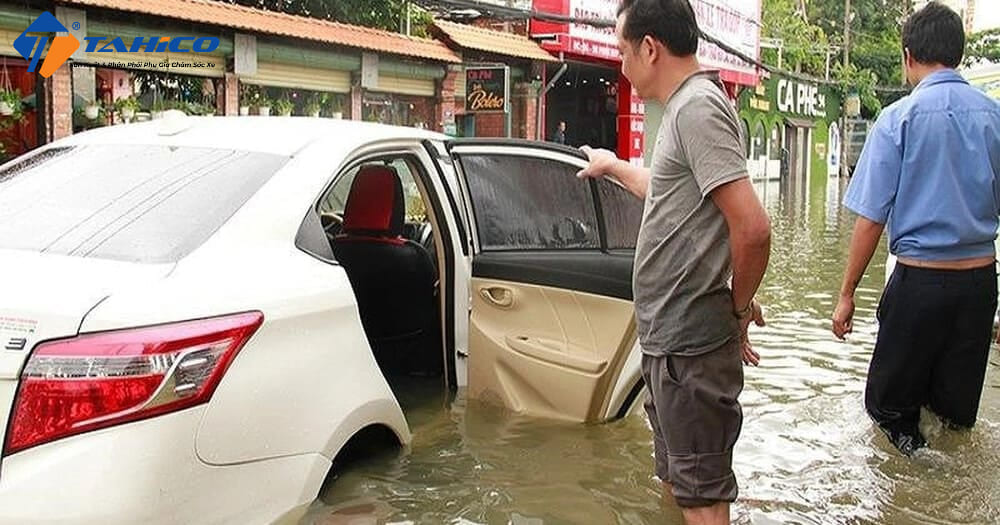 Xe Bị Thuỷ Kích Là Gì: Hướng Dẫn Xử Lý Tình Huống