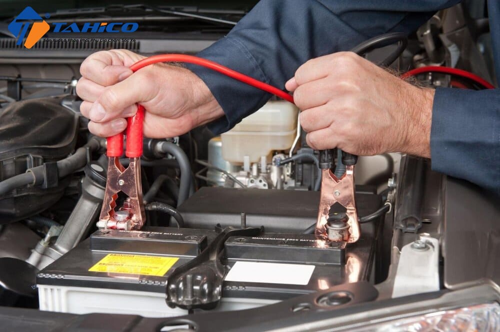 Xe Oto Hết Bình Phải Làm Sao: Cách Xử Lý Đơn Giản