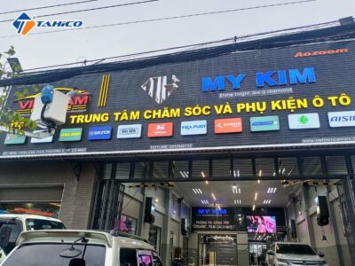 4 biển hiệu trung tâm rửa xe chuyên nghiệp cần có