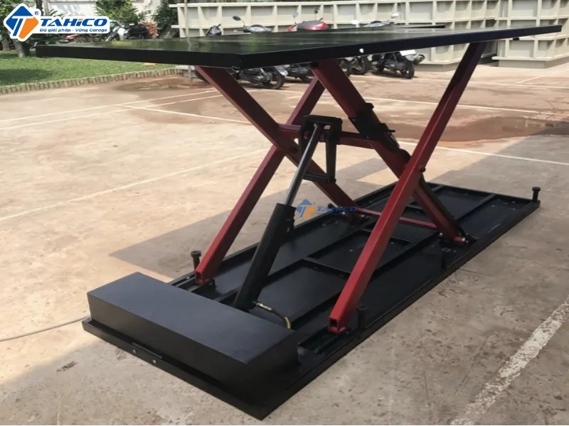 Bàn nâng sửa xe phân khối lớn tiêu chuẩn Honda BM-500-HD 500kg