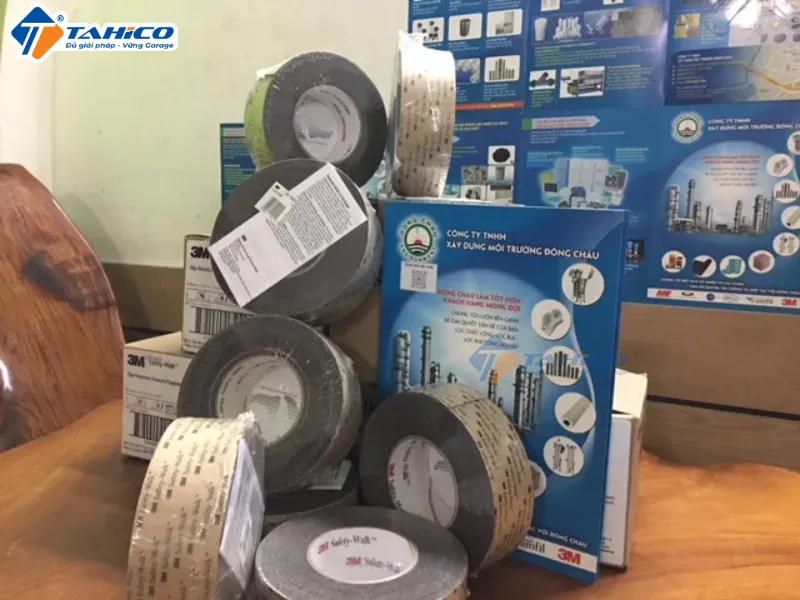 Băng keo chống trượt 3M 610 50mm × 18.3m (Đen)