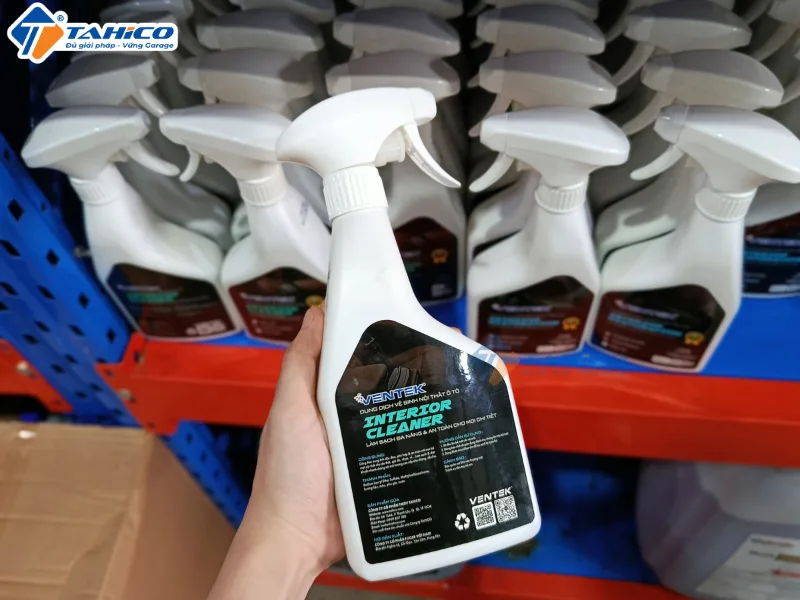 Hình ảnh sản phẩm Dung dịch vệ sinh nội thất ô tô Ventek Interior Cleaner 500ml