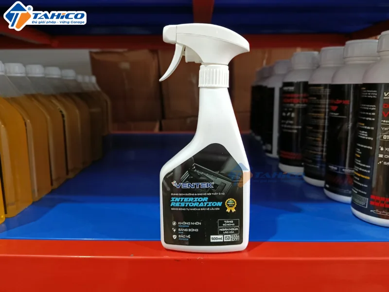 Dung dịch vệ sinh nội thất ô tô Ventek Interior Cleaner 500ml