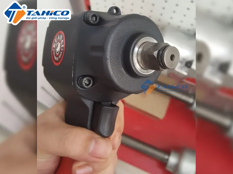 Hình ảnh sản phẩm Súng bắn ốc xe máy Kuanai K-2208 3/8 inch Đài Loan