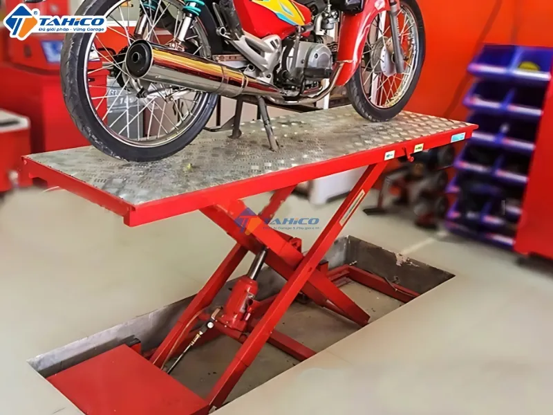 Bàn nâng xe máy tiêu chuẩn Yamaha 3S Town TT-BNYA 250kg