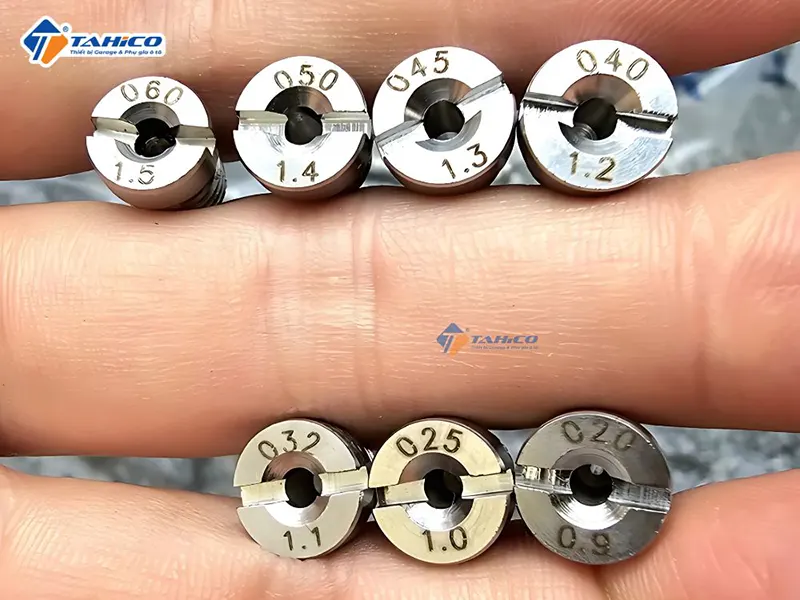 Tâm Phun Bình Bọt Tuyết Chất Liệu Inox 304
