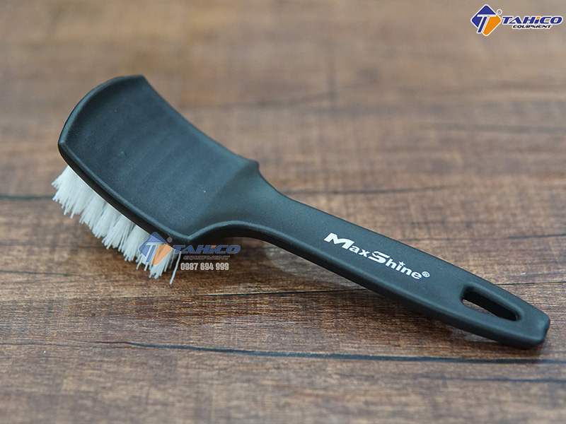 Bàn chải vệ sinh lốp xe 7011003 Maxshine