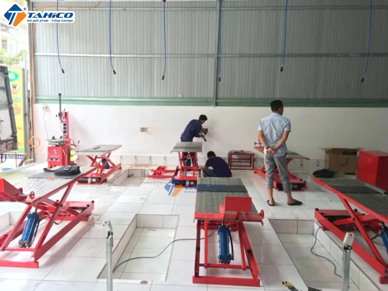 Bàn nâng xe máy điện âm nền tiêu chuẩn Head Honda BNAH 300kg