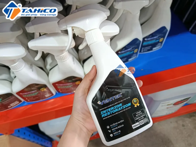 Dung dịch dưỡng và bảo vệ nội thất ô tô Ventek Interior Restoration 500ml