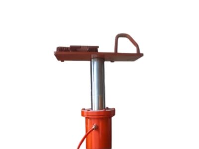 Ben nâng rửa xe máy