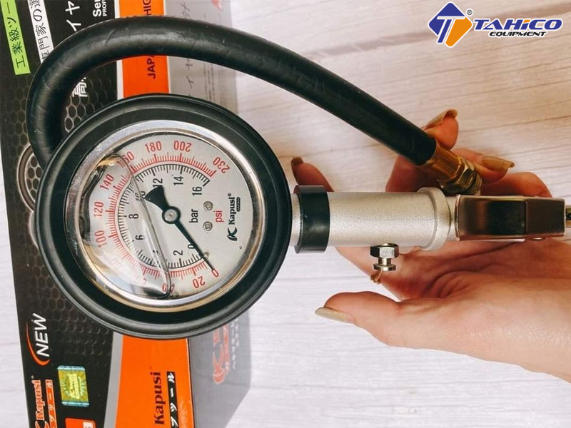 Bơm lốp đồng hồ khí nén 3 chức năng Kapusi Nhật Bản