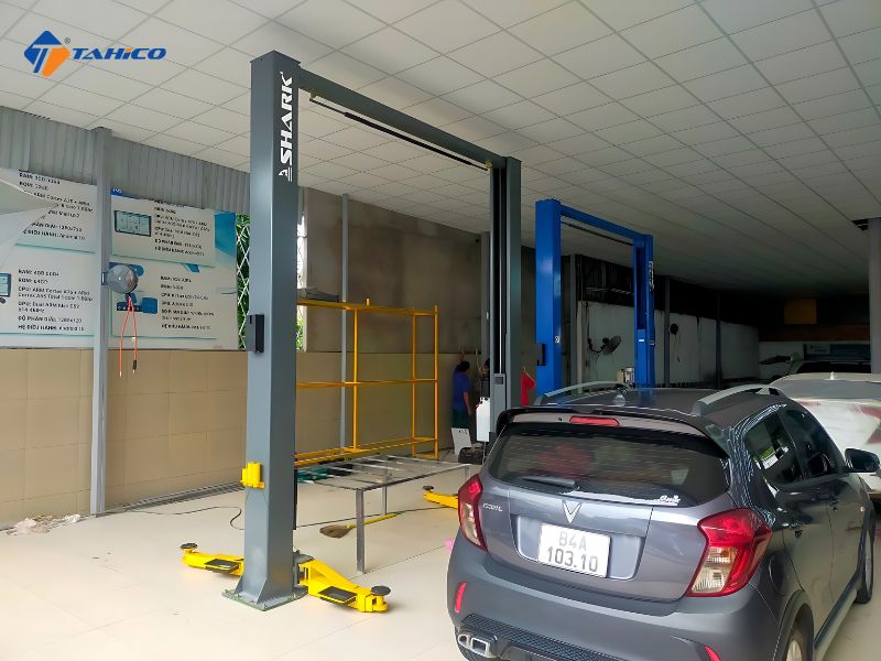 Cầu nâng 2 trụ cáp trên 4.5 tấn | AN TOÀN LÀ TIÊU CHUẨN