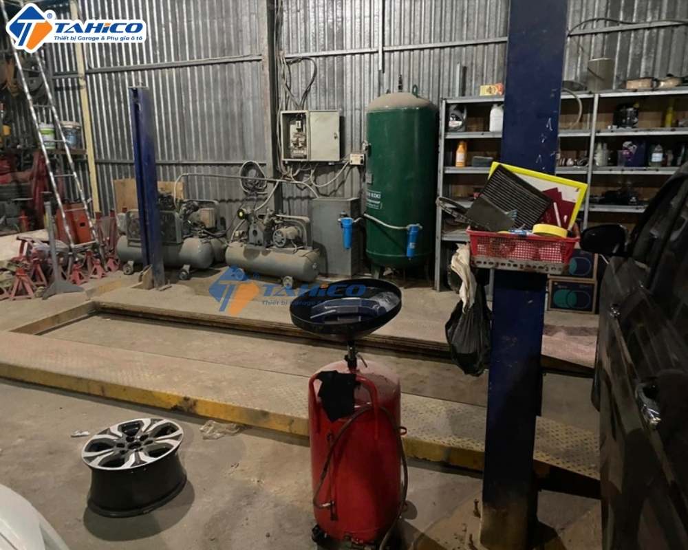 Cầu nâng 4 trụ cũ thanh lý