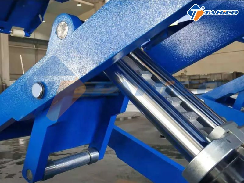 Cầu nâng cắt kéo đặt nổi STD-7230A