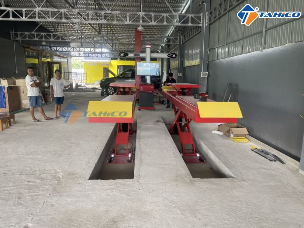 Cầu nâng cắt kéo KONIA KGC-40X 4.0 tấn 2 tầng