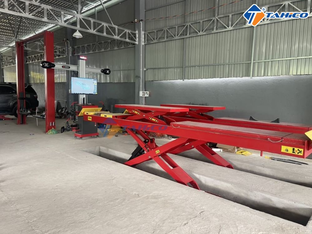 Cầu nâng cắt kéo KONIA KGC-40X 4.0 tấn 2 tầng