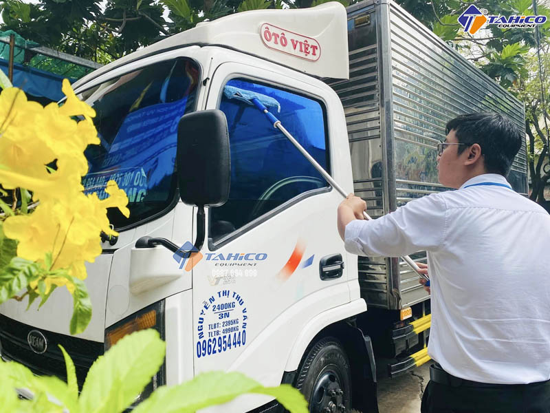 Chổi lau gạt nước kính cán dài cho xe ô tô khách, bus, tải