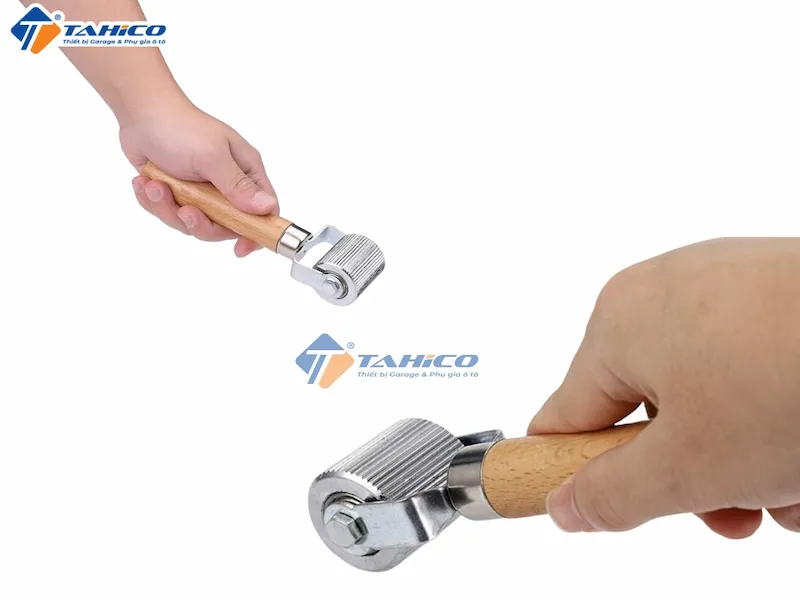 Con lăn hợp kim loại tay cầm gỗ cao cấp | 3 kích thước