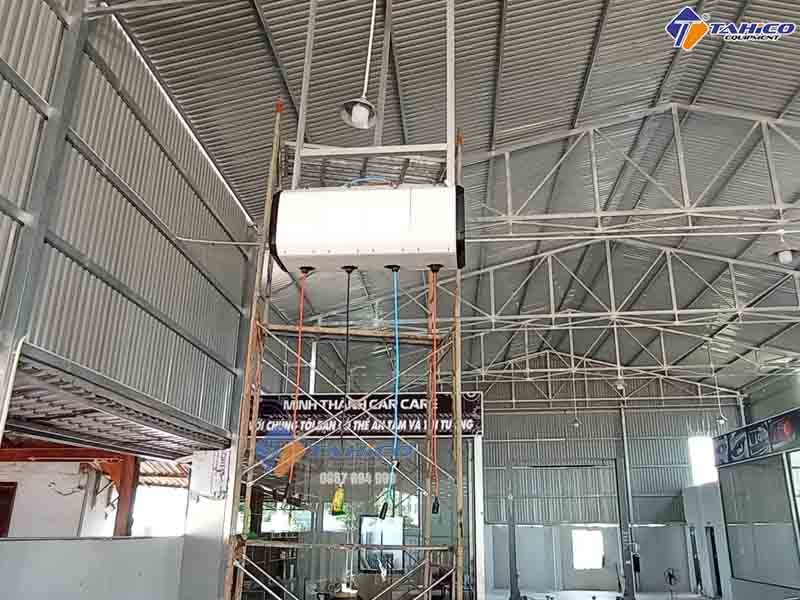 Cuộn dây tự rút 4 chức năng hơi, nước, điện