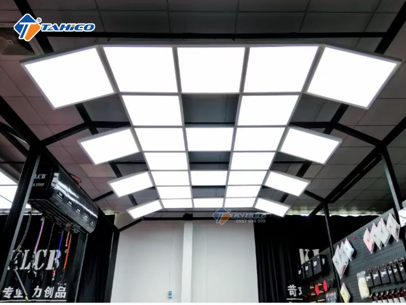 Đèn LED detailing viên nang 26 ô và 29 ô