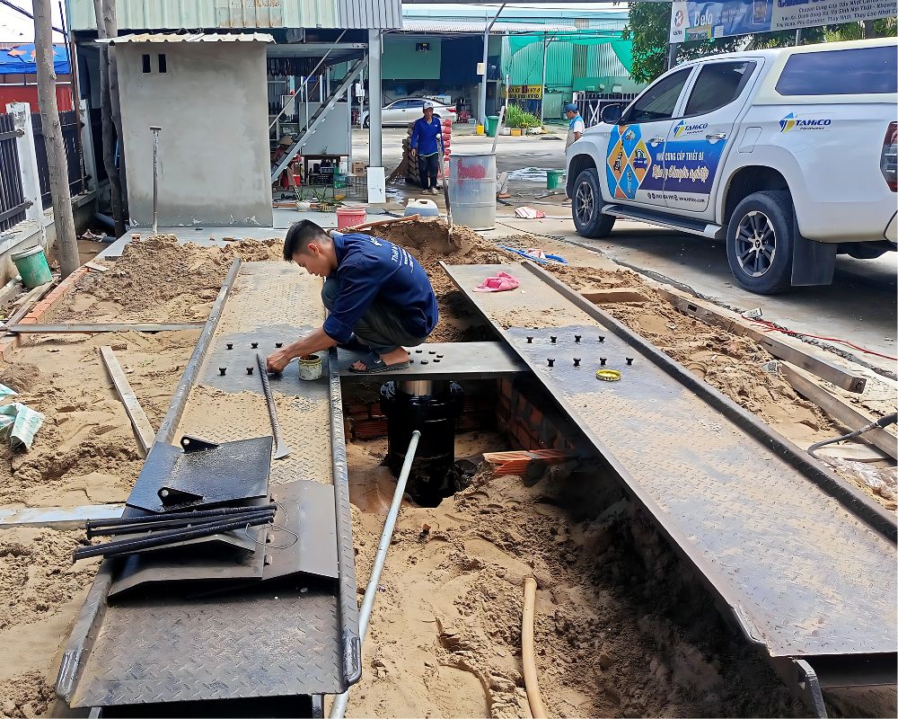 Dịch vụ đổi cầu cầu nâng 1 trụ rửa ô tô cũ lấy cầu mới