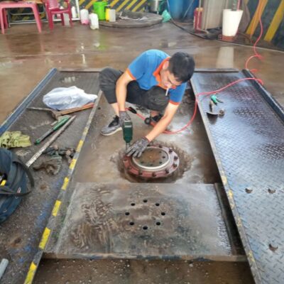 Dịch vụ sữa chữa cầu nâng 1 trụ