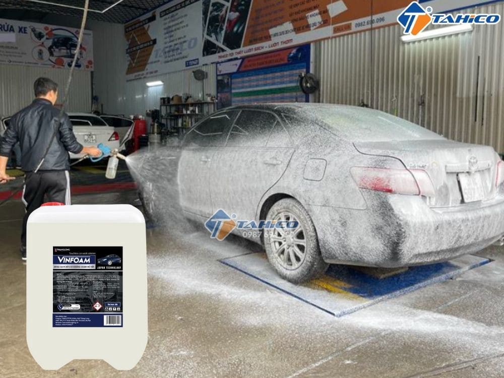 Dung dịch rửa xe không chạm hệ tẩy VINFOAM 20 lít